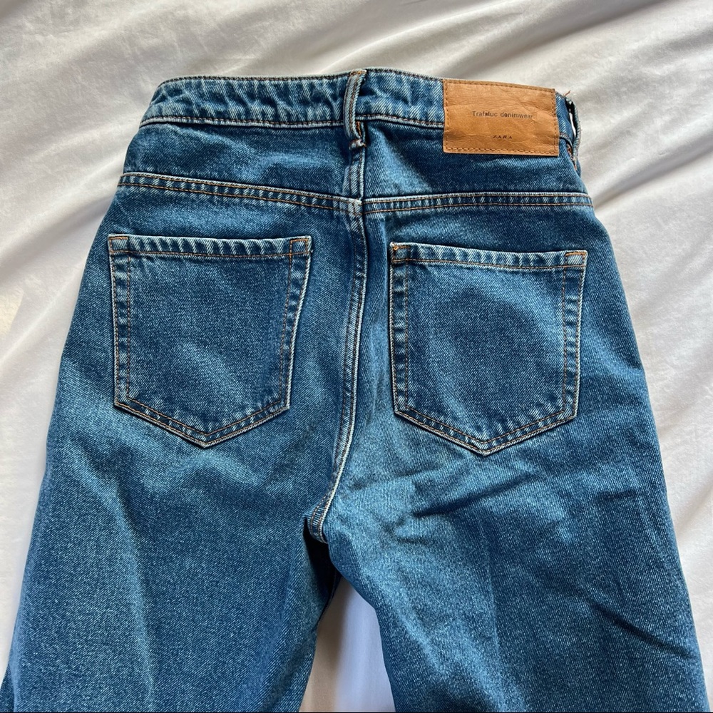 Zara “mom” jeans - Picture 2 of 3